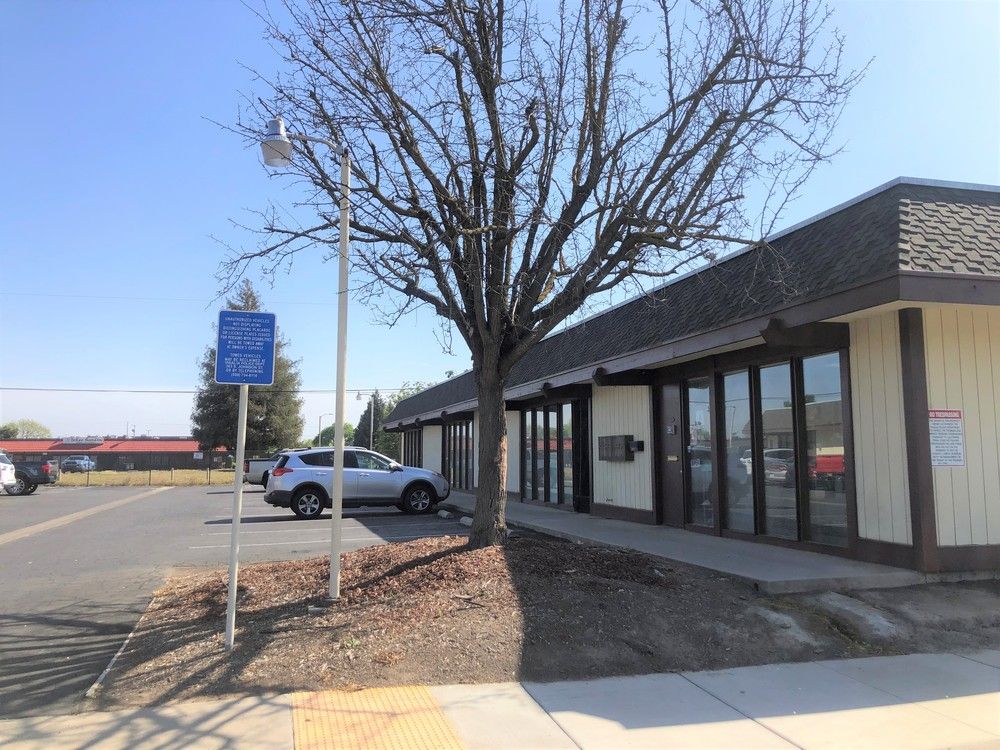 Value Add Investment: 2 Commercial Office Buildings off Mooney: 3200 S Fairway St, Visalia, CA 93277